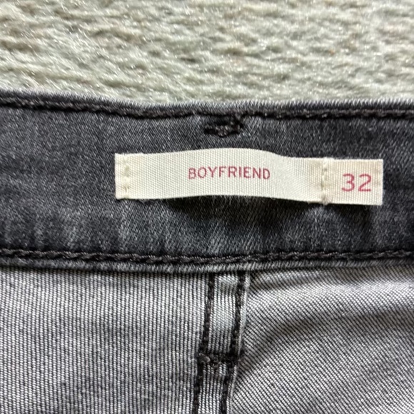 Levi's  BOYFRIEND MID RISE WOMEN'S JEANS, 32, Black/Gray - Picture 7 of 8